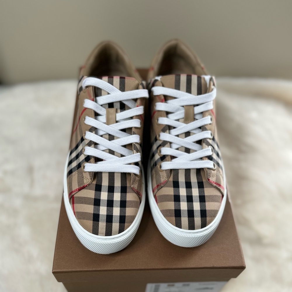 SOLD Burberry Women's Albridge Lace Up Sneakers - Picture 2 of 7